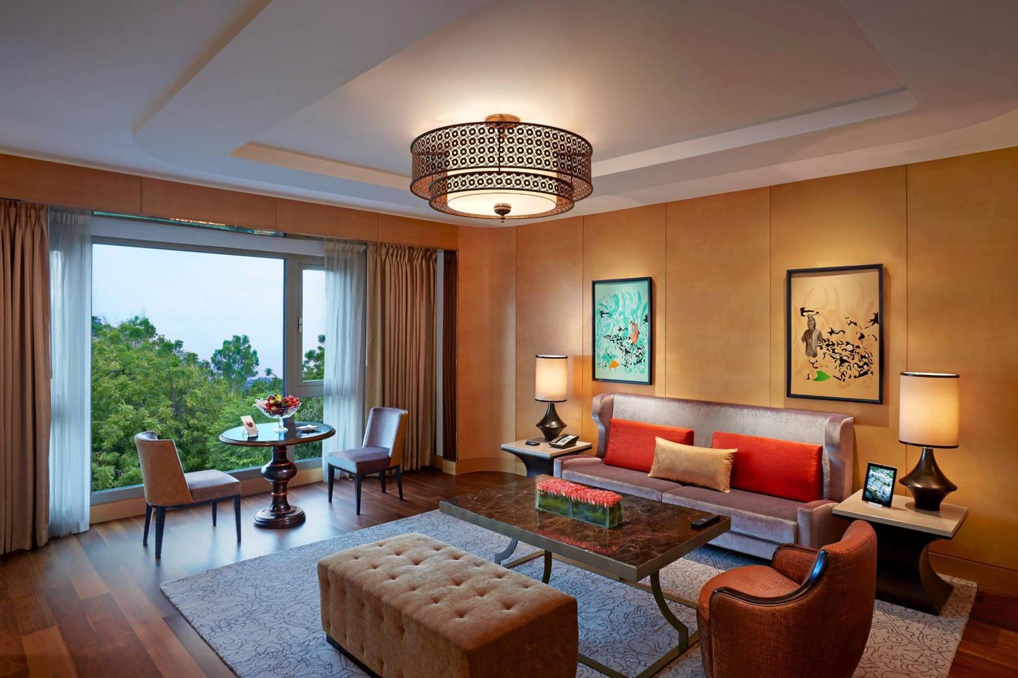 ไอทีซี แกรนด์ จุลา อะ ลักชัวรี คอลเลคชั่น โฮเต็ล เจนไน Hotel เชนไน ภายนอก รูปภาพ A suite at the hotel